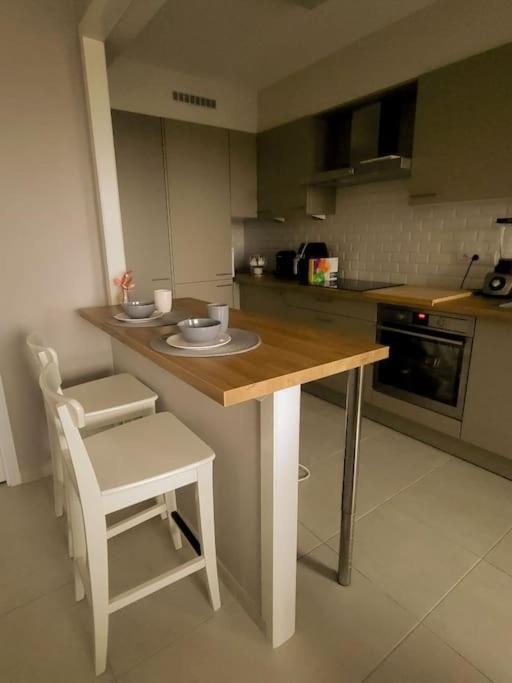 Gezellig Appartement In Brugge, Nabij Damme. Dış mekan fotoğraf